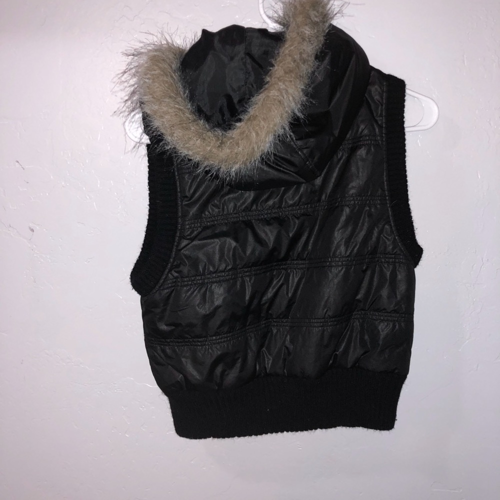 vest